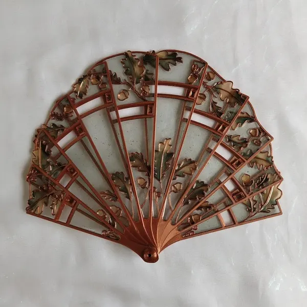 Acorn hand fan